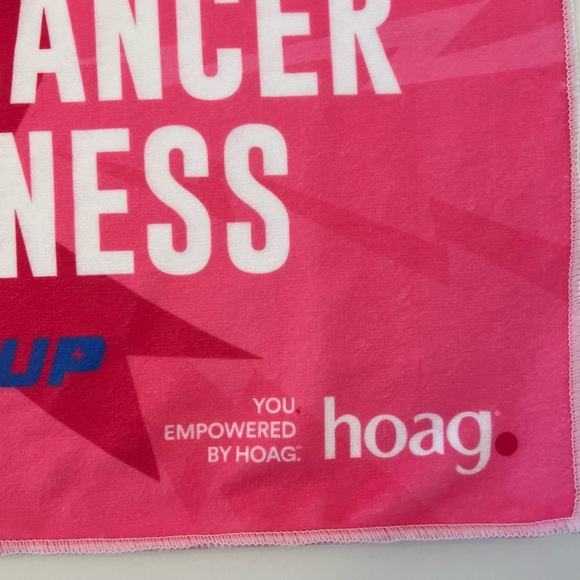 NFL L.A. Chargers Pink Breast Cancer Awareness Towels Set of 2 NEW C-10 - Picture 3 of 8